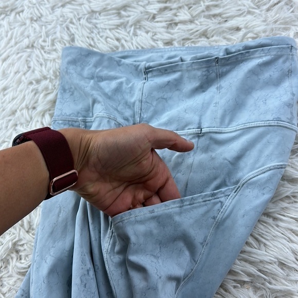 Lululemon Fast and Free Short 10" City Grit White Blue Fog - Picture 4 of 6